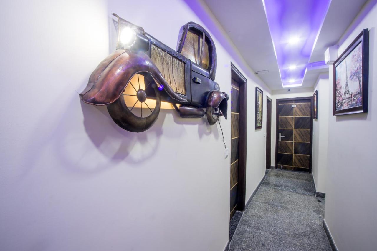 Hotel Harsha International Új-Delhi Kültér fotó