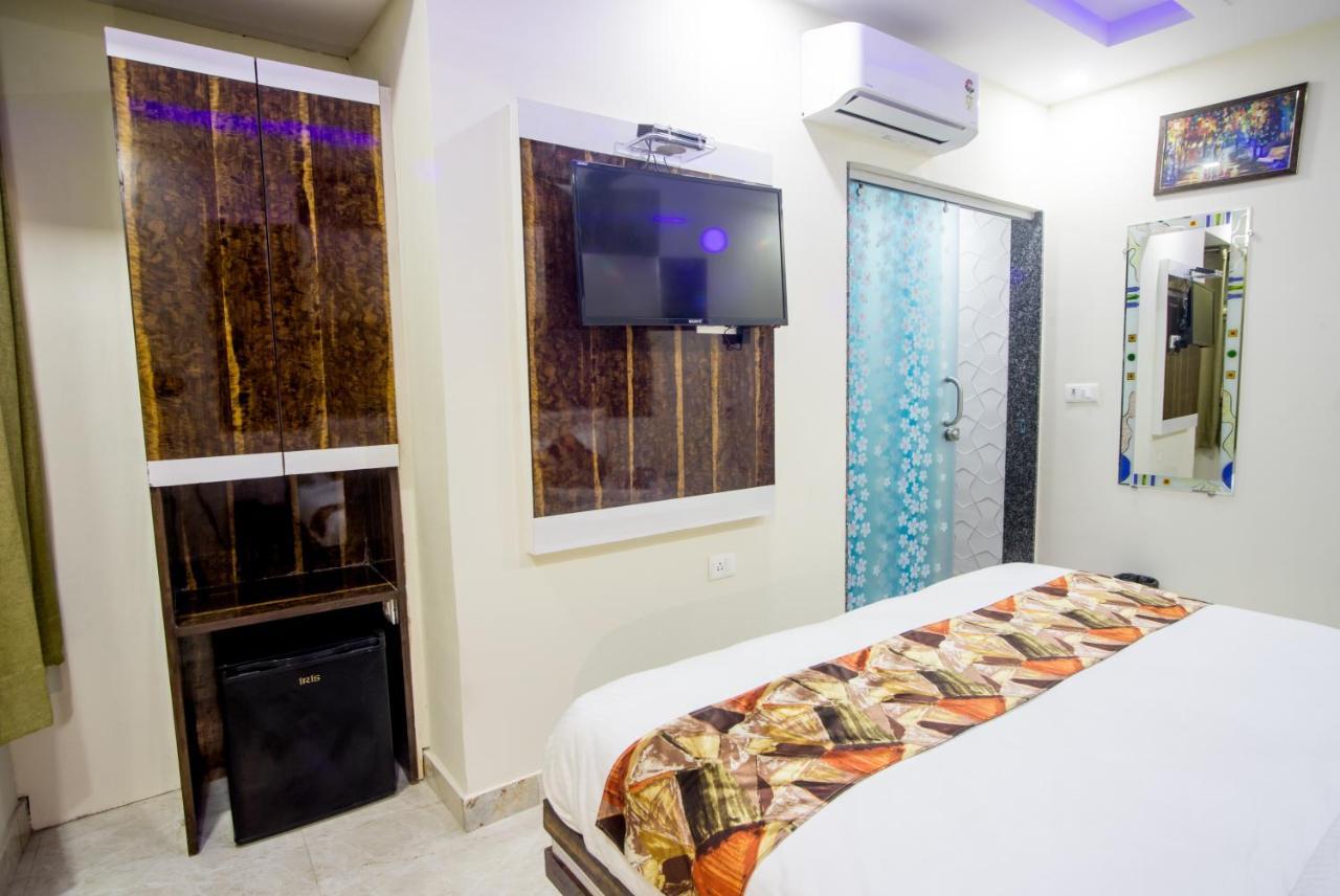 Hotel Harsha International Új-Delhi Kültér fotó