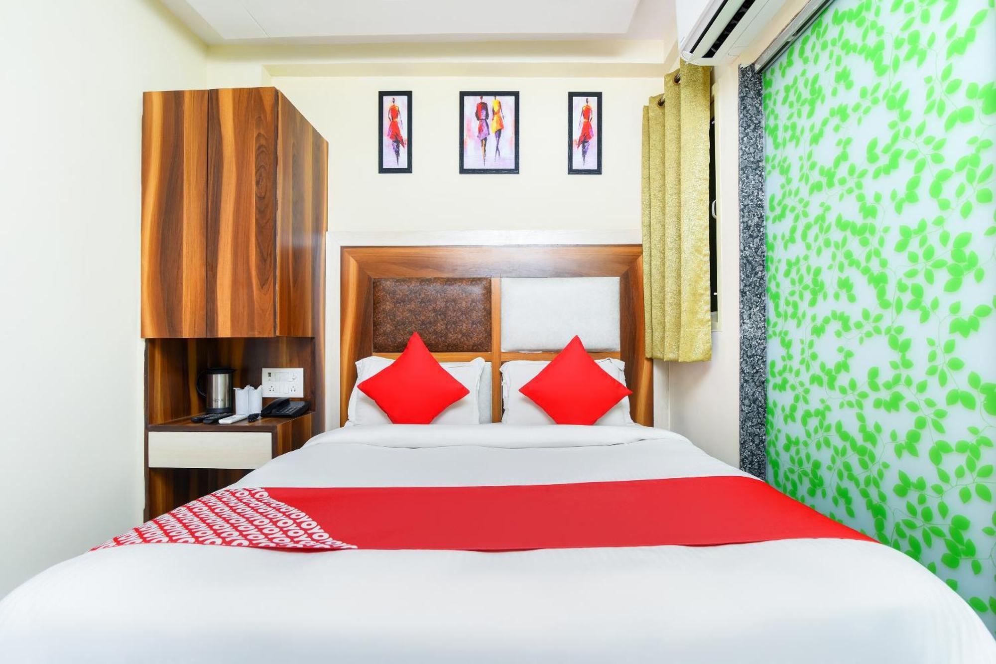 Hotel Harsha International Új-Delhi Kültér fotó