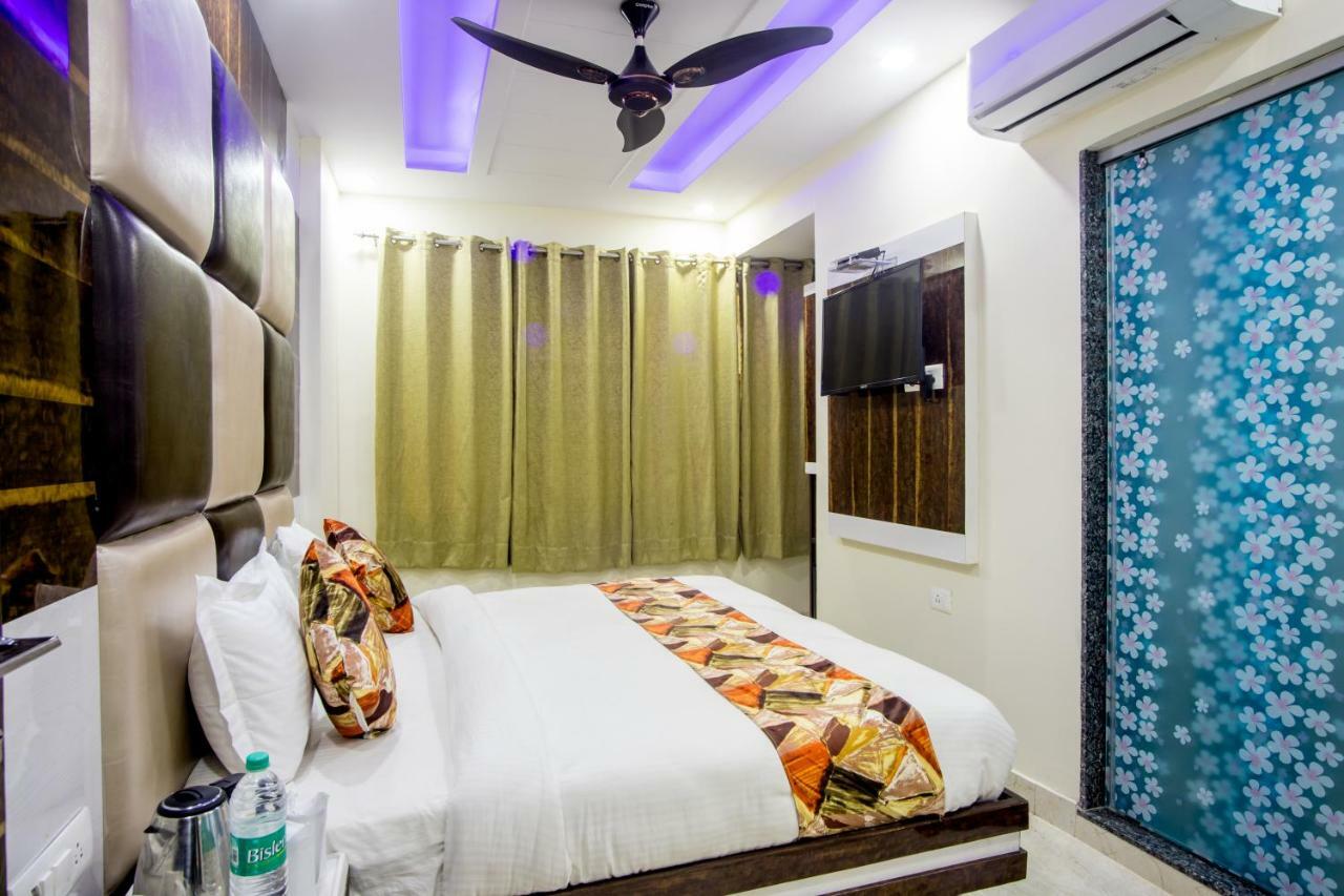Hotel Harsha International Új-Delhi Kültér fotó