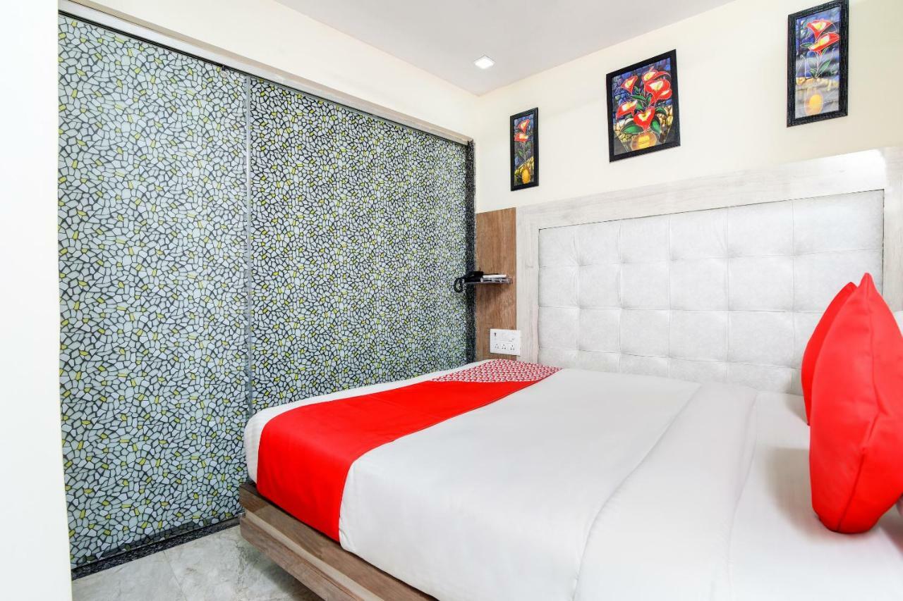 Hotel Harsha International Új-Delhi Kültér fotó