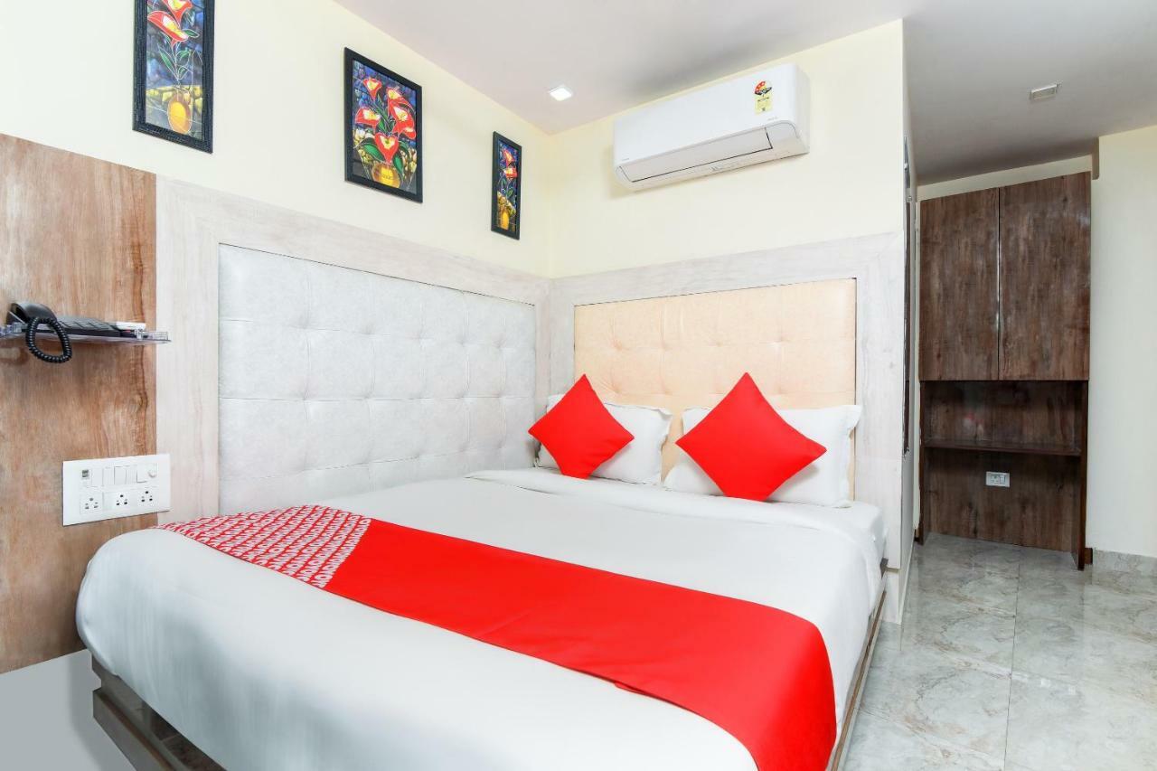 Hotel Harsha International Új-Delhi Kültér fotó