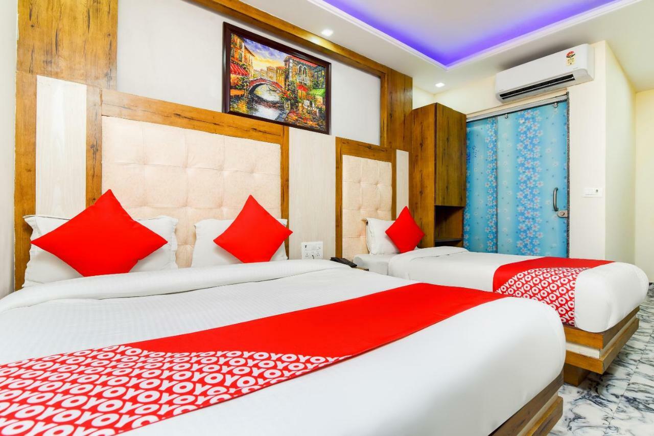 Hotel Harsha International Új-Delhi Kültér fotó