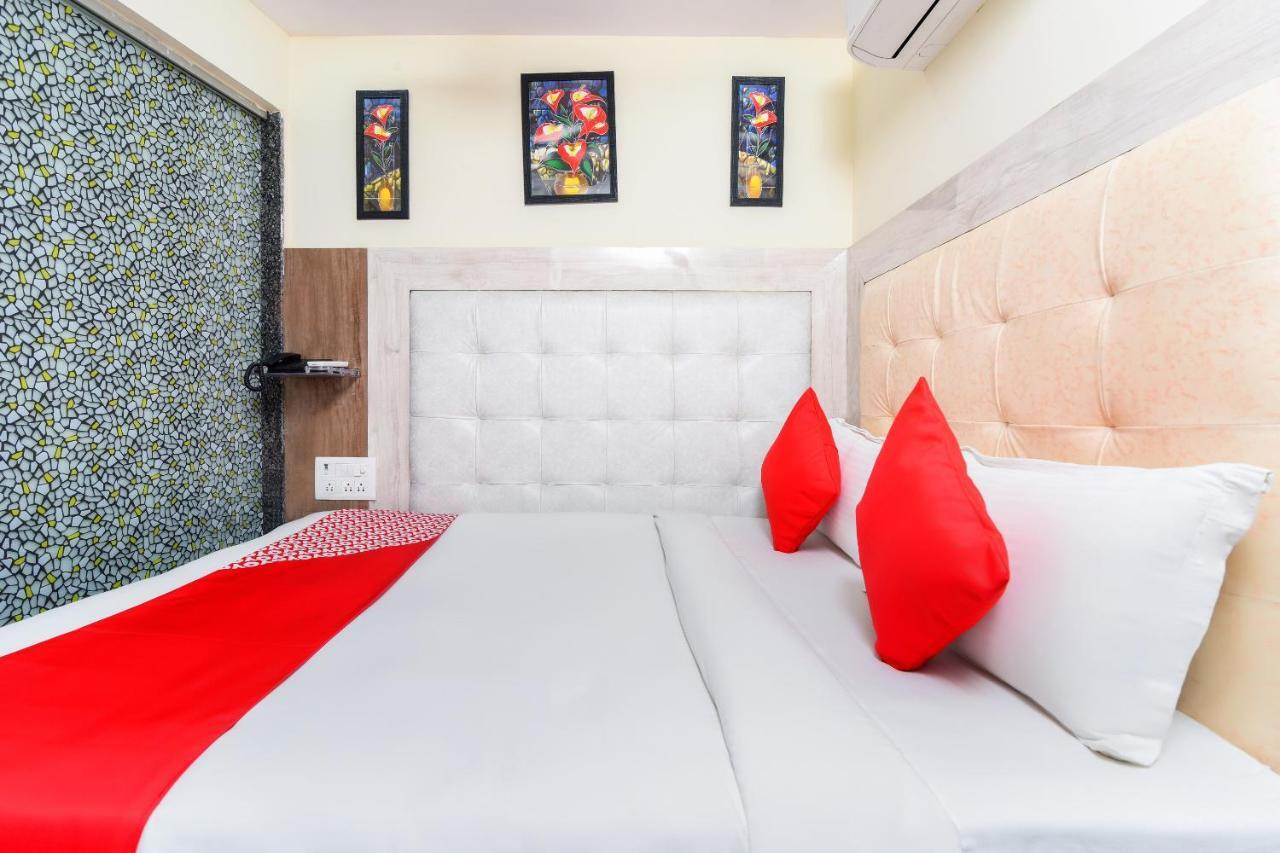 Hotel Harsha International Új-Delhi Kültér fotó